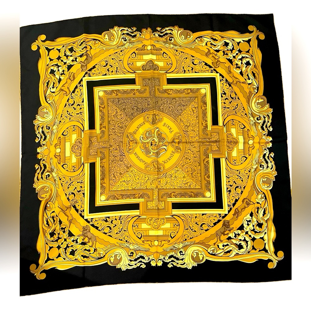 Hermes Animaux Solaires designed by Zoe Pauwels Silk scarf. Collectors Item